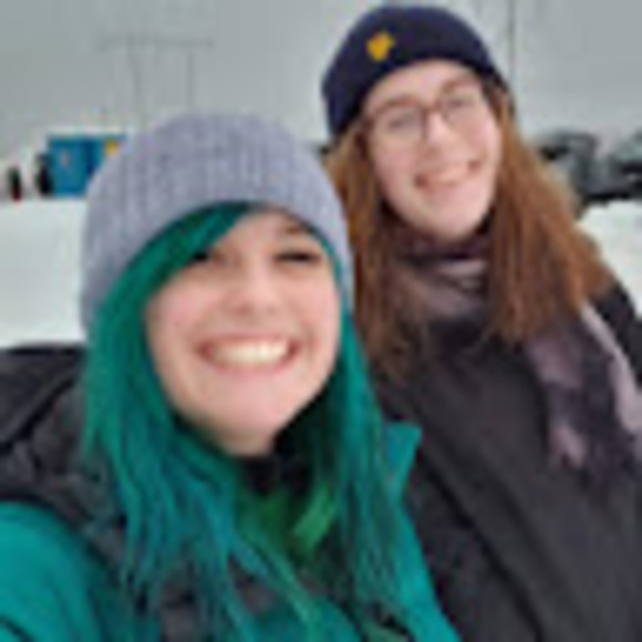 Meet your Posher, Sarah - Picture 1 of 1